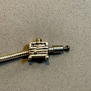 Pandora two tone princess and the pea charm